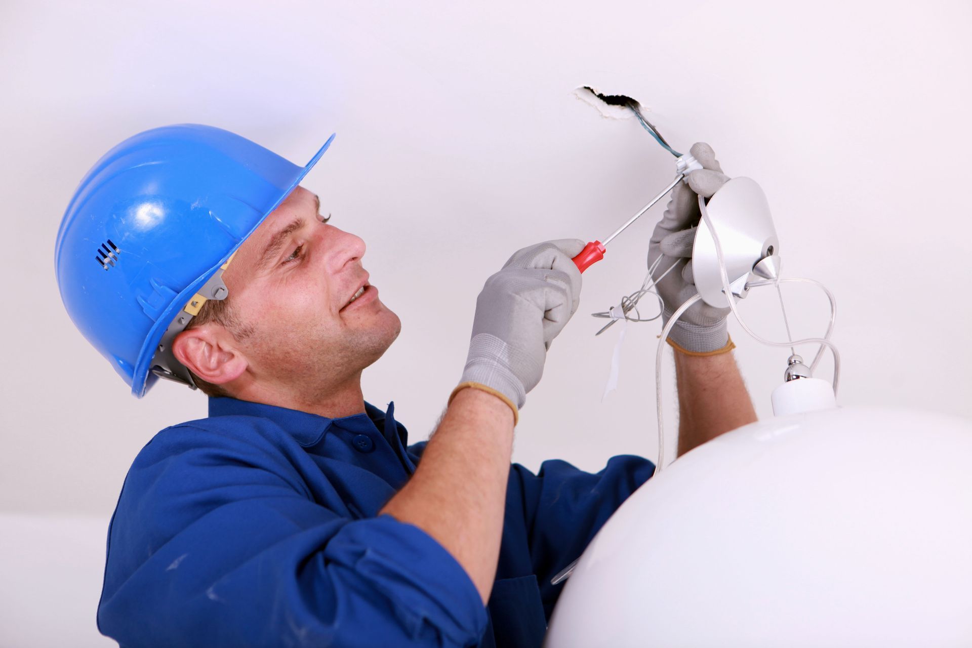 Why a Local Residential Electrician Is the Safest Choice for Electrical Repairs