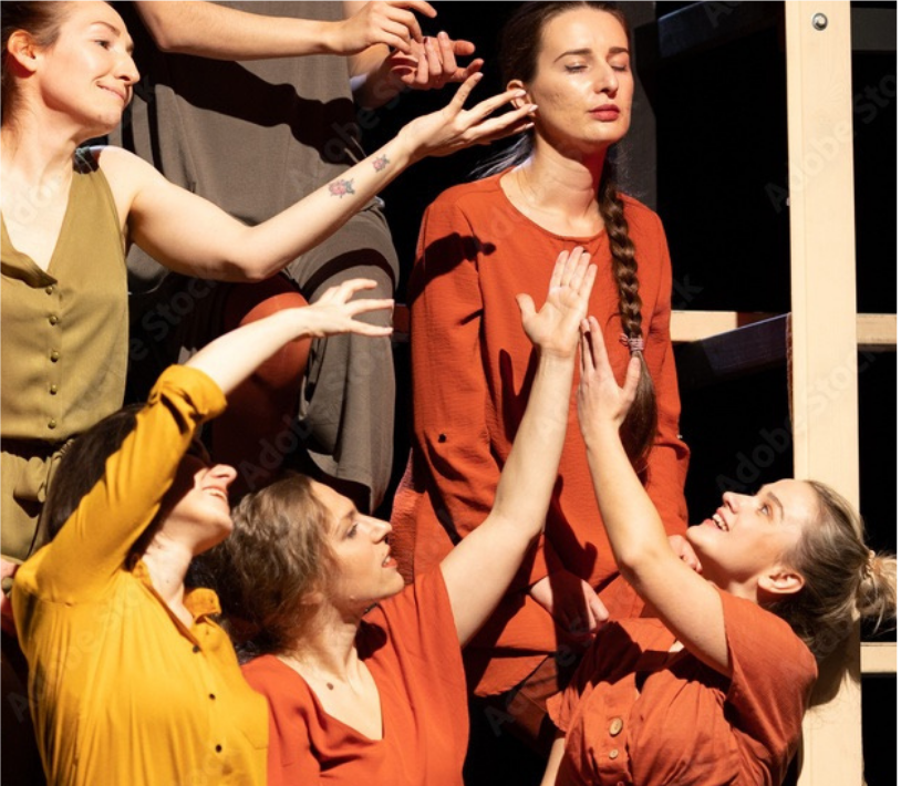Un manifesto per corso di teatro con la foto di un uomo