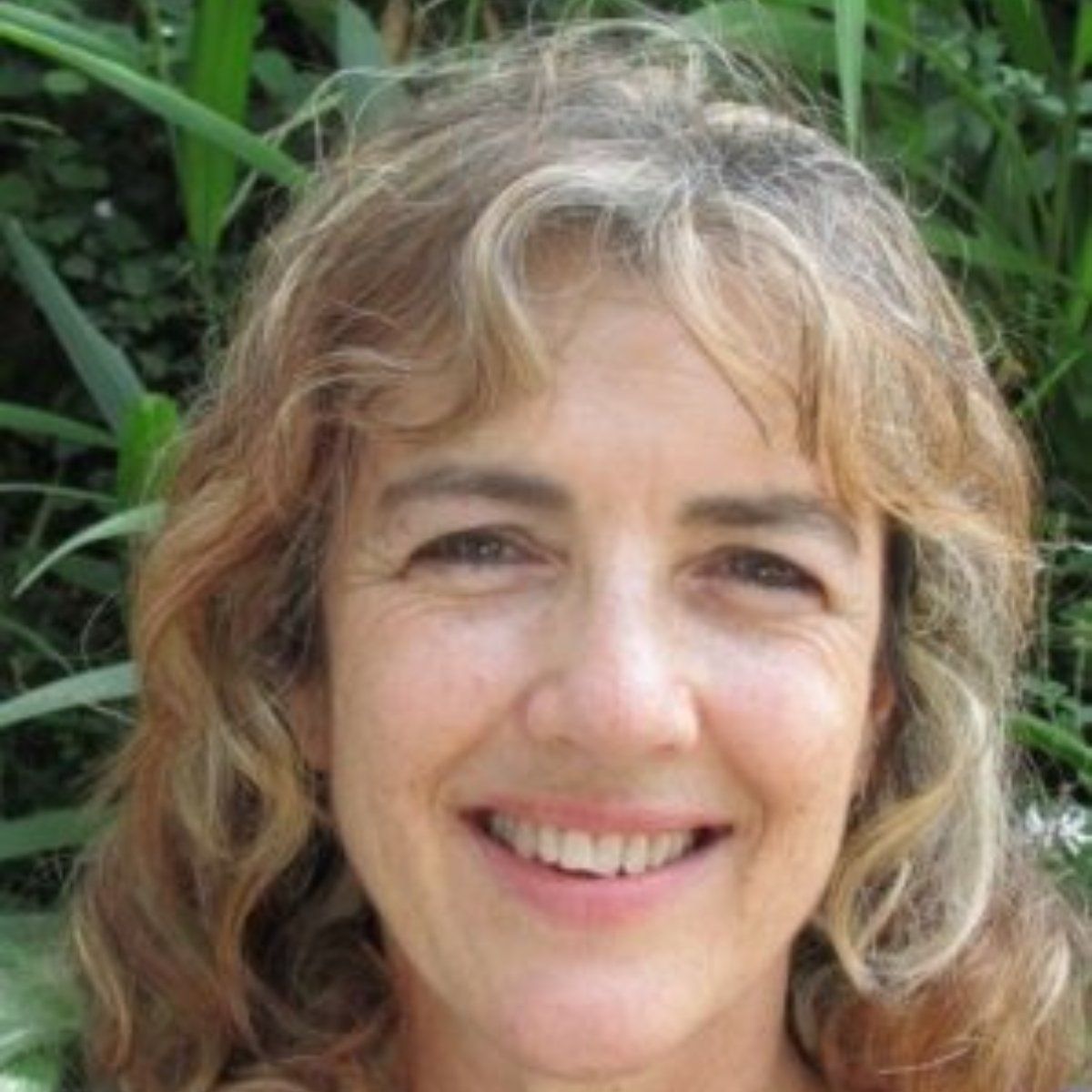 Elana Bregin