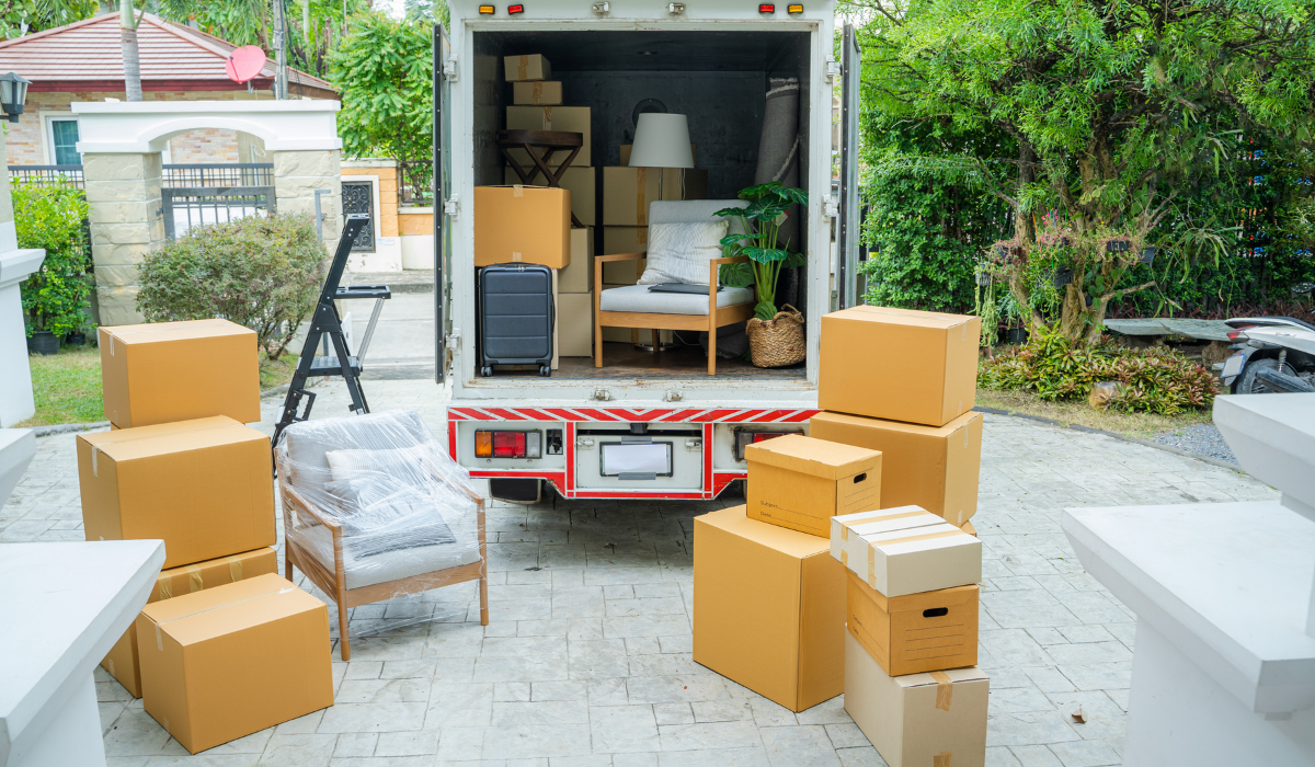 Everything you need to know about business packing services—from what they include and their benefits to types, process, and choosing the best provider.