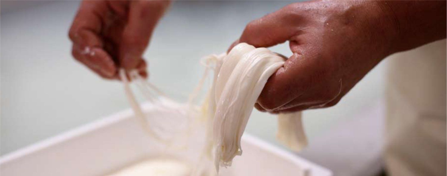 lavorazione artigianale della stracciata