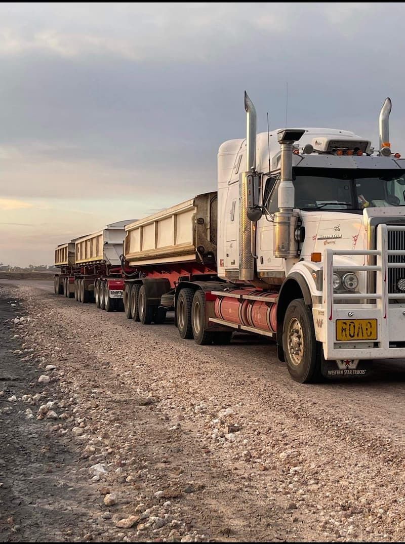 Trailer Trucks - Transport Company in Emerald