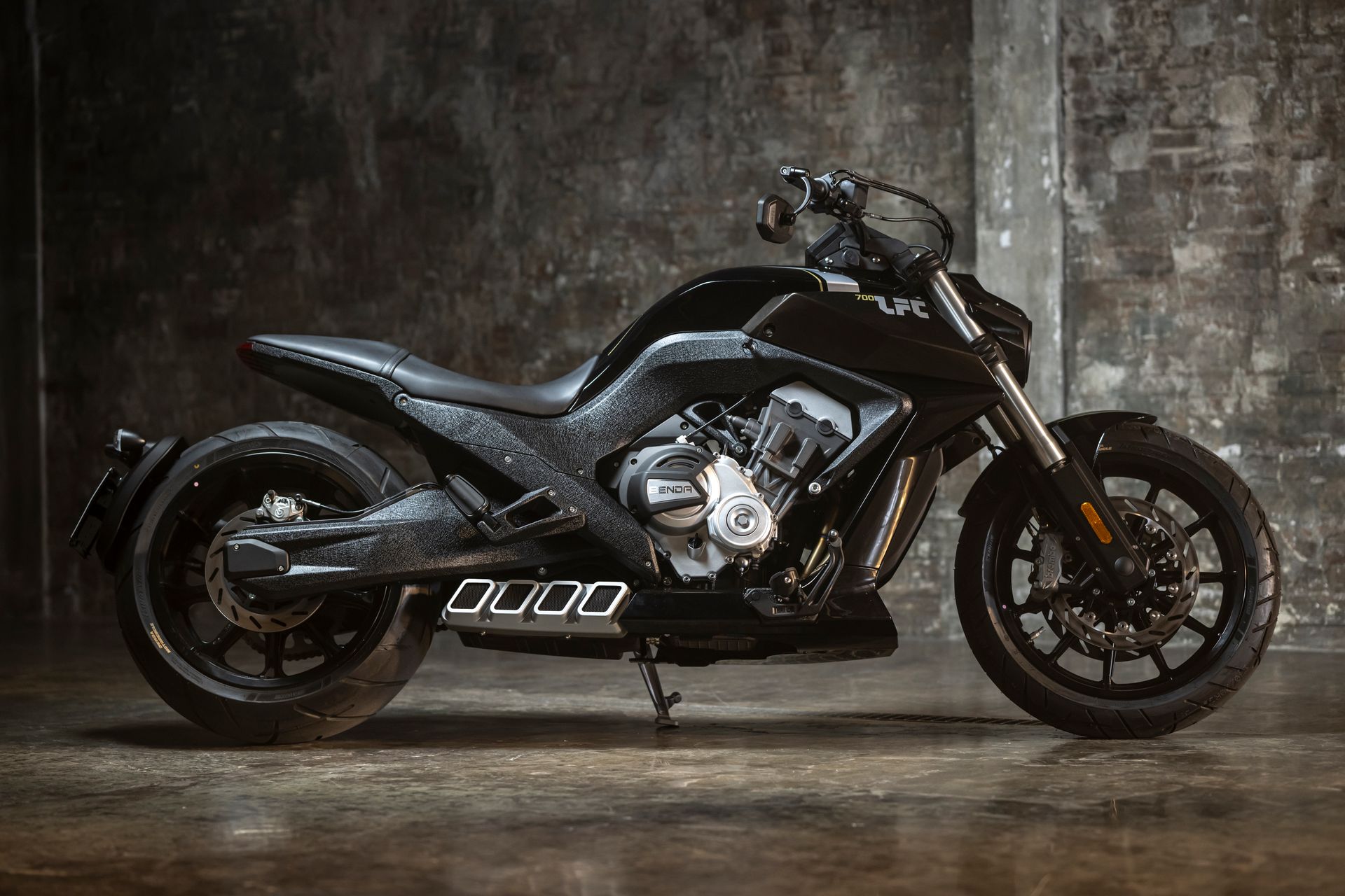 concessionaria moto borgomanero nuovo benda lfc700