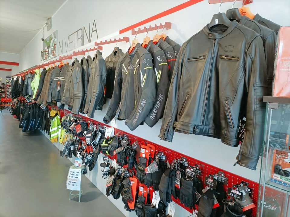 abbigliamento e accessori per motociclisti Borgomanero