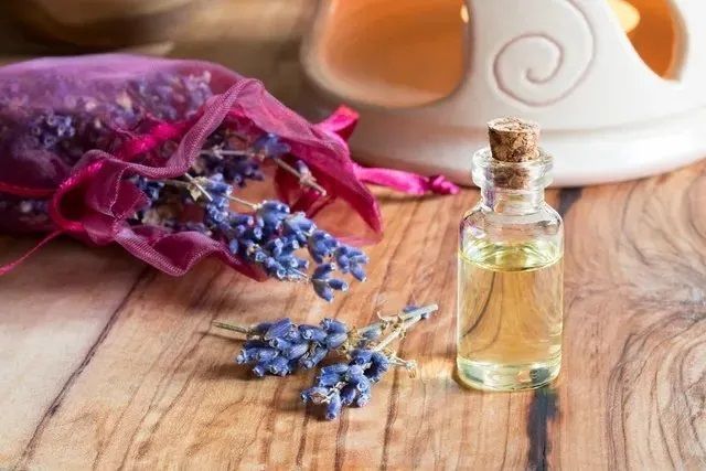 OLII PER PROTEZIONE DEL LEGNO