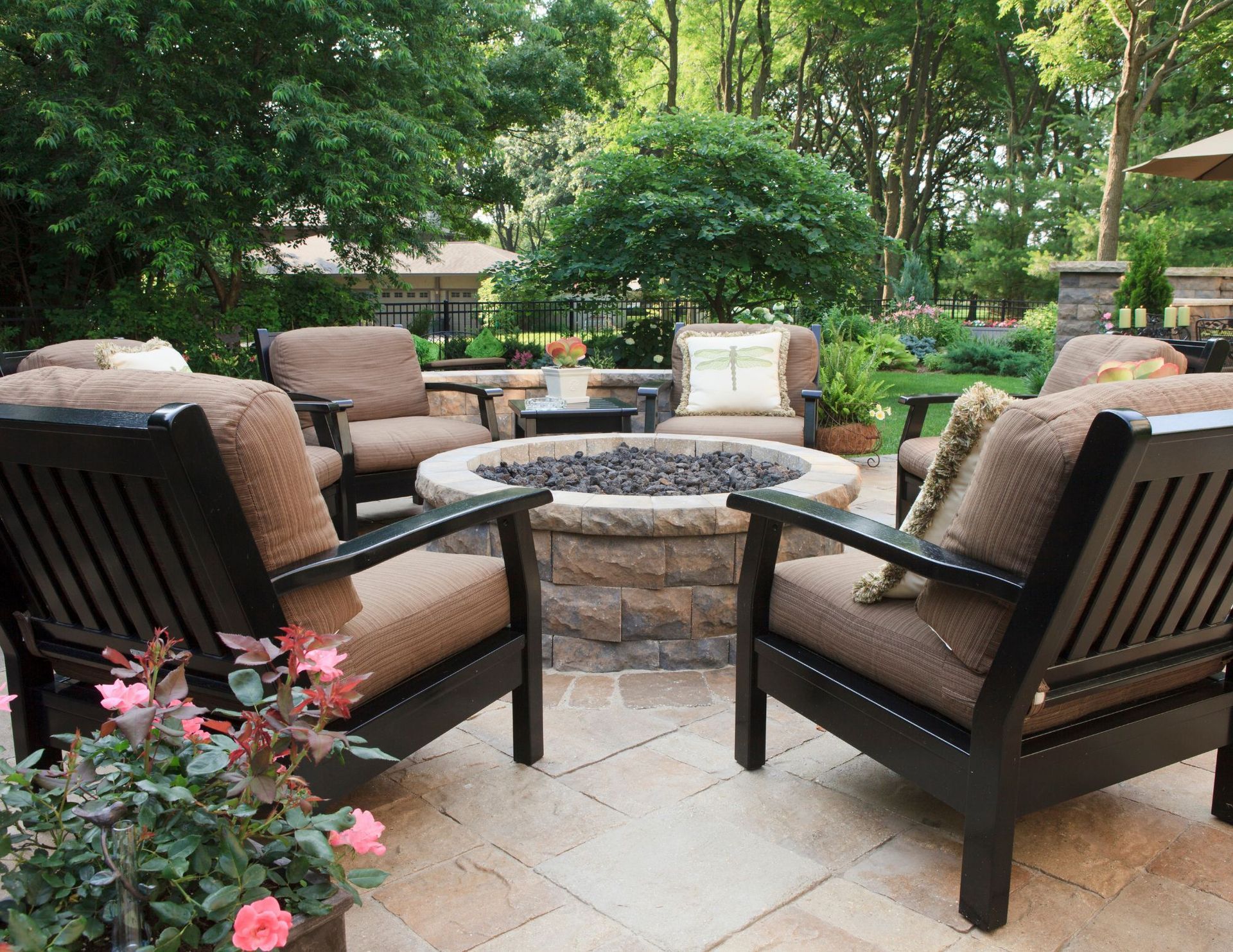 lawn mower cutting grass in lubbock