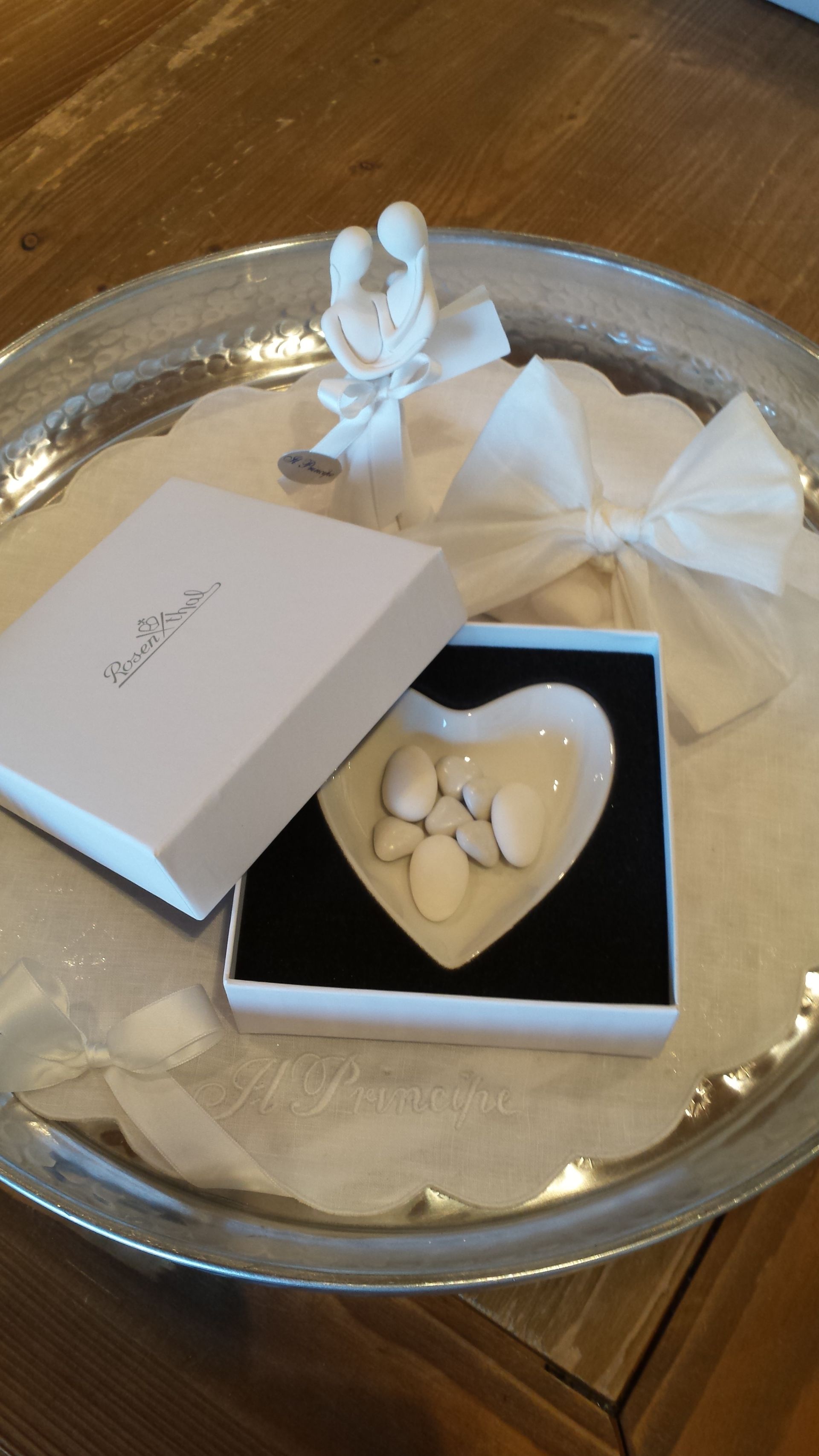 bomboniera per una cerimonia nuziale