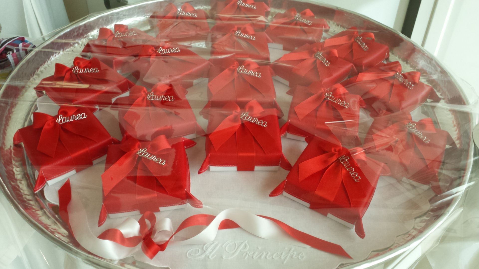 bomboniere rosse per la laurea