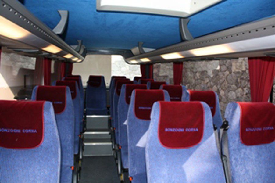 sedili bus a 19 posti
