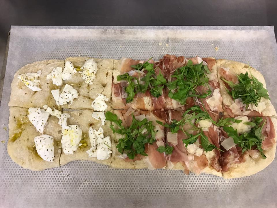 focaccia con salumi