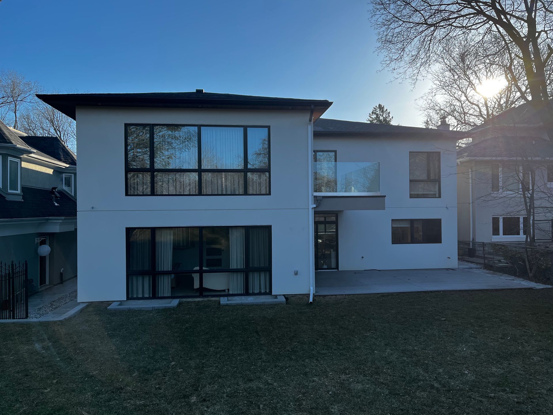 A large white house with a lot of windows