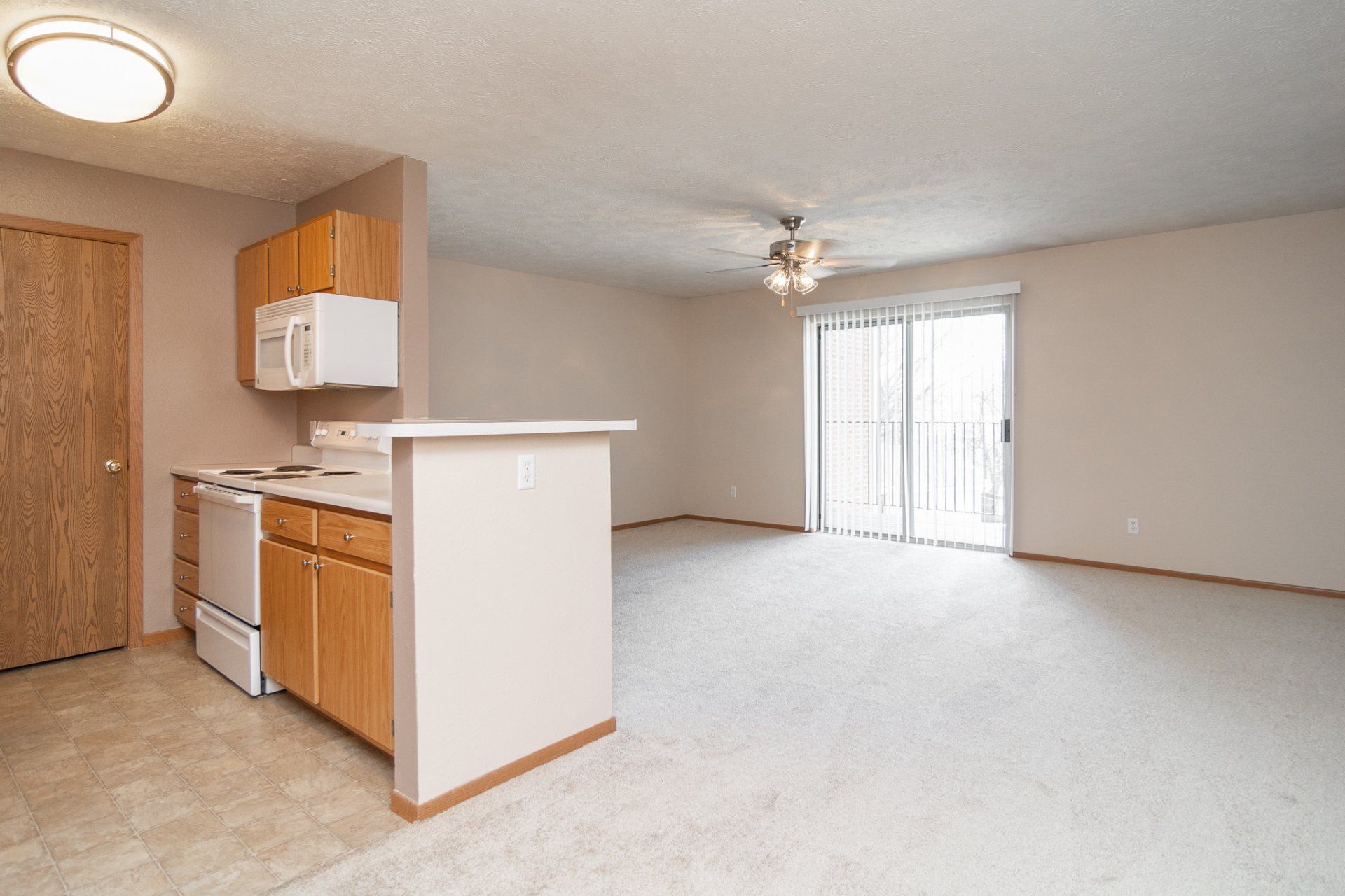 Foxboro Apartments photo