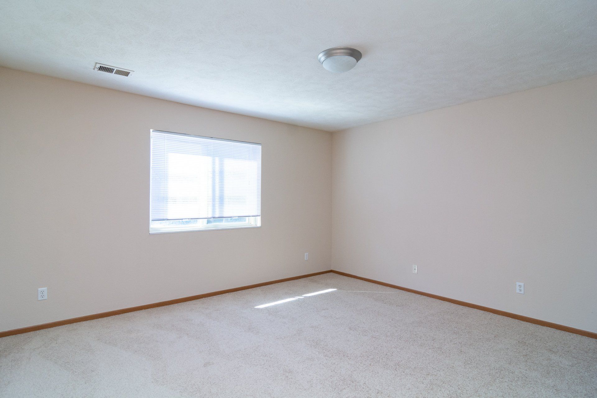 Foxboro Apartments photo