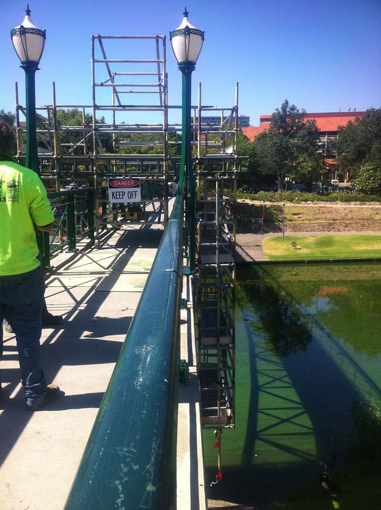 Scaffolding Hire for Commercial Bridge Construction Adelaide