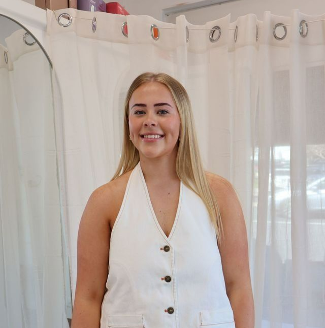 Sophie — Emerging Stylist