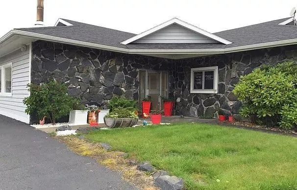 Dental Office Receptionists — Kodiak, AK — Kodiak Island Family Dentistry Dental Office Receptionists — Kodiak, AK — Kodiak Island Family Dentistry