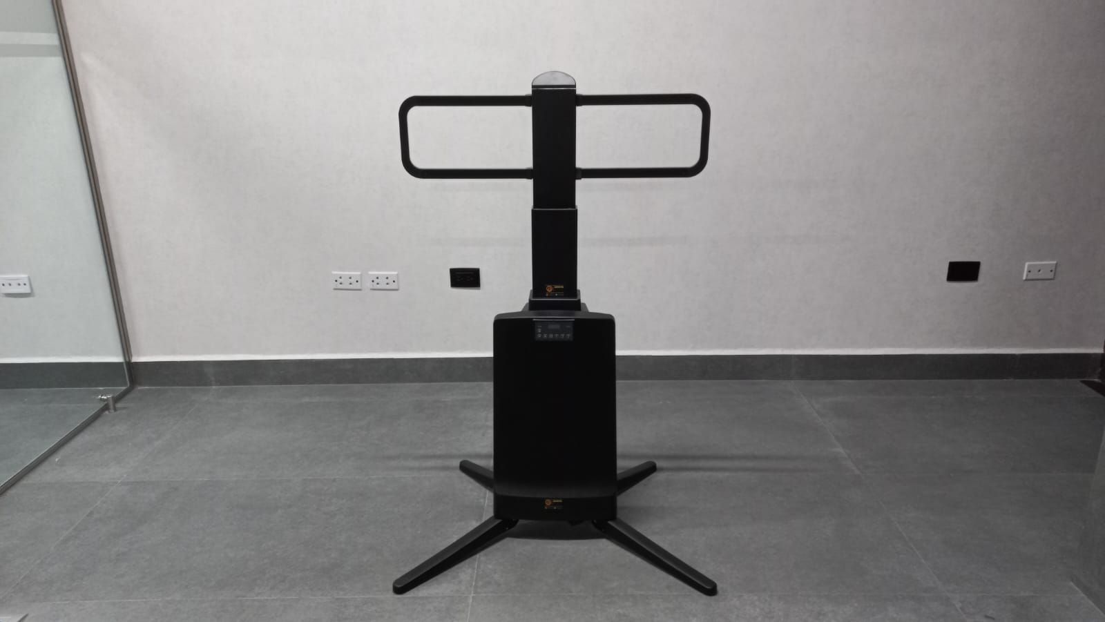 SOPORTES SMART - pedestales para pantallas