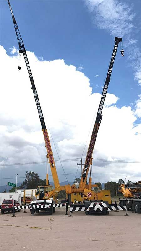 Transportes, Grúas y Montajes Navarro