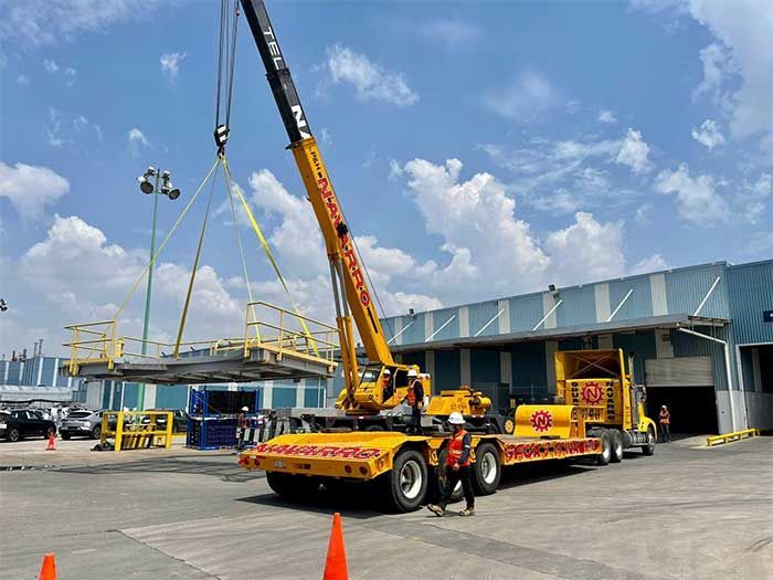 Transportes, Grúas y Montajes Navarro