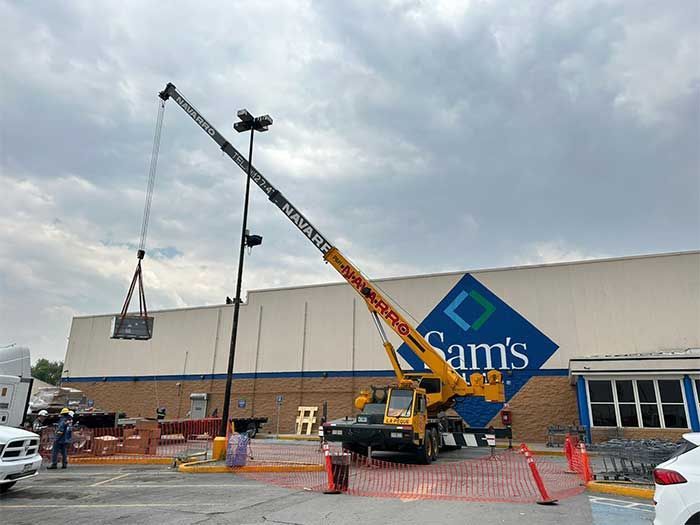 Transportes, Grúas y Montajes Navarro