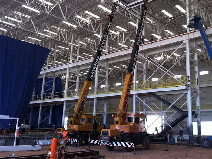 Transportes, Grúas y Montajes Navarro