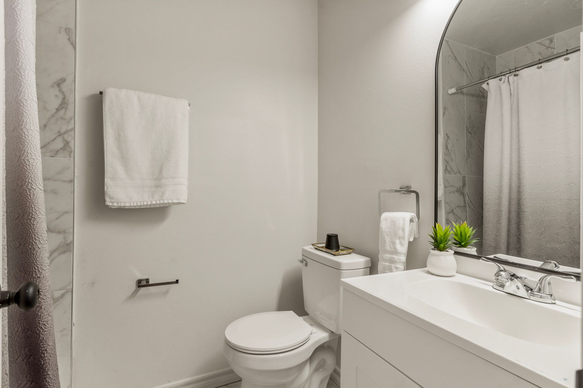 Updated bathroom in Tulsa apartment for rent
