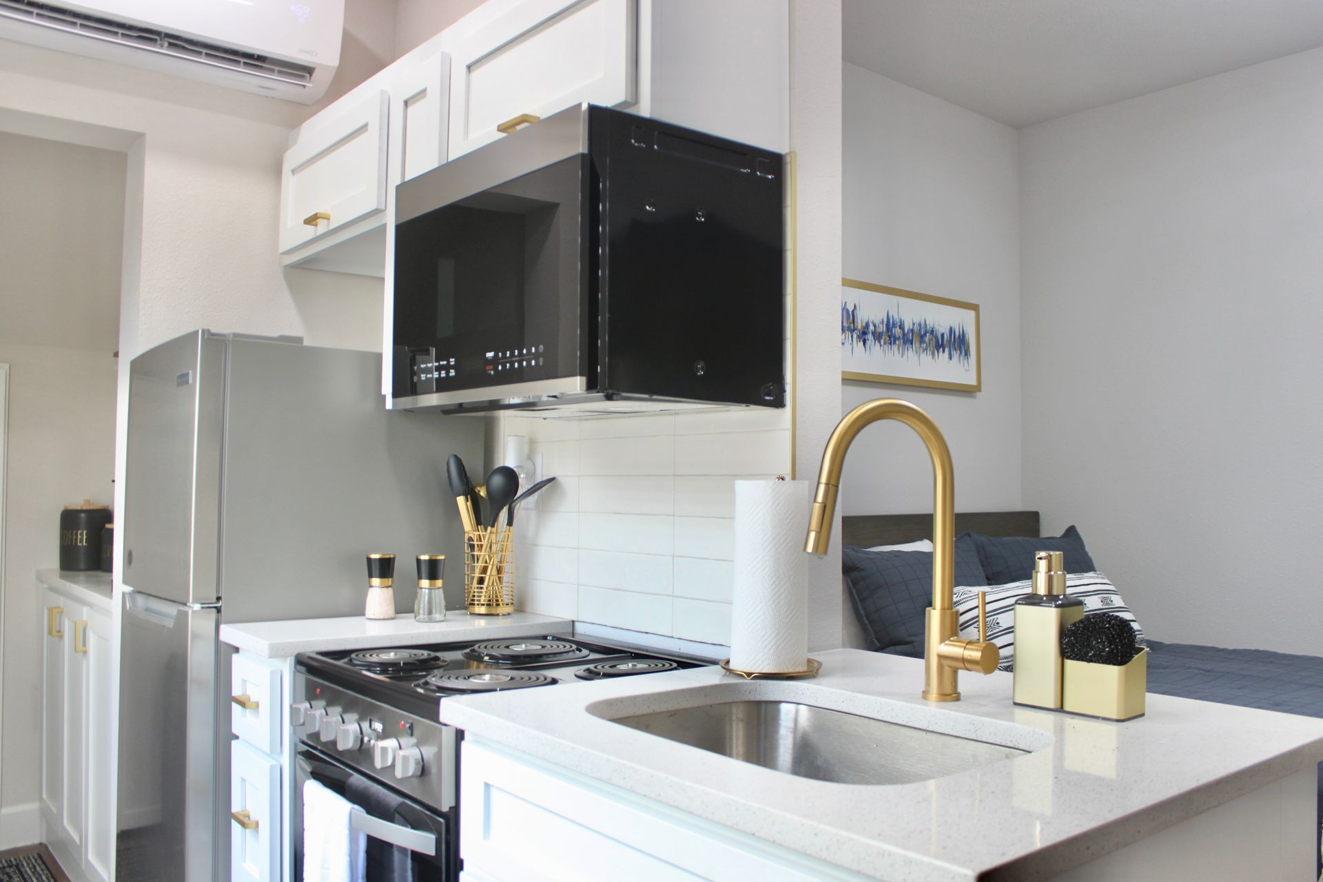 Studio apartment layout in Tulsa