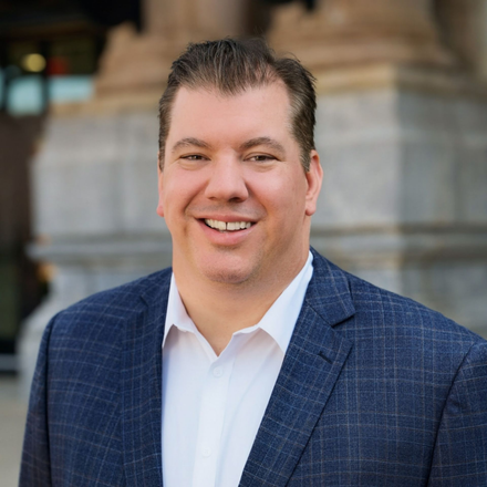 Wesley Hays headshot