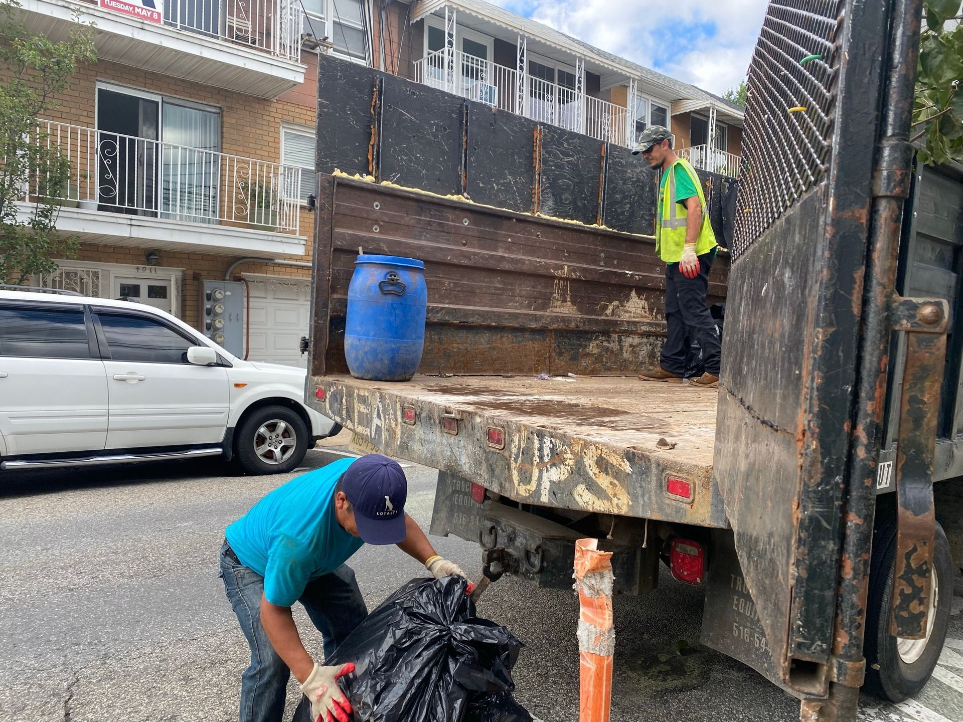 DEMOLITION DEBRIS REMOVAL