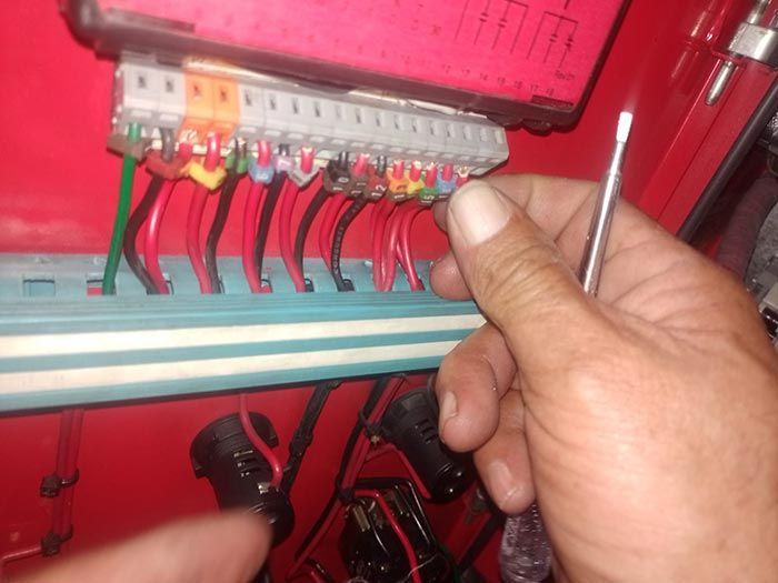 EXTINTORES Y SISTEMAS CONTRA INCENDIO AZTECA