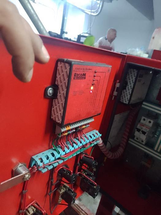 EXTINTORES Y SISTEMAS CONTRA INCENDIO AZTECA