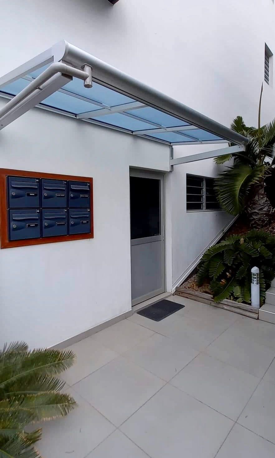 Auvent moderne pour embellir votre espace extérieur à Nouméa