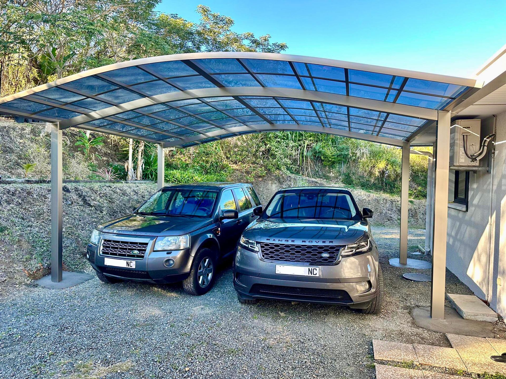 Carport Demi-lune facile à entretenir