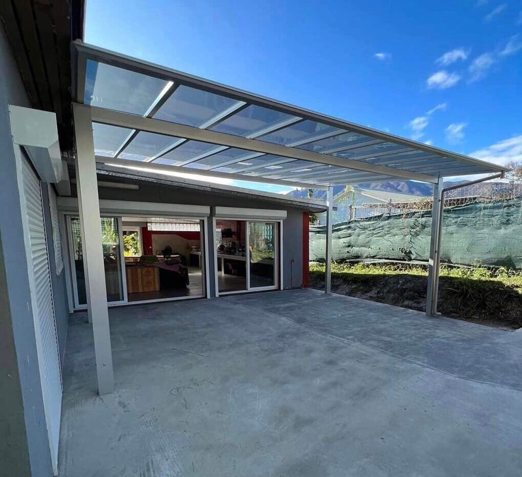Carport toiture plate esthétique pour votre propriété