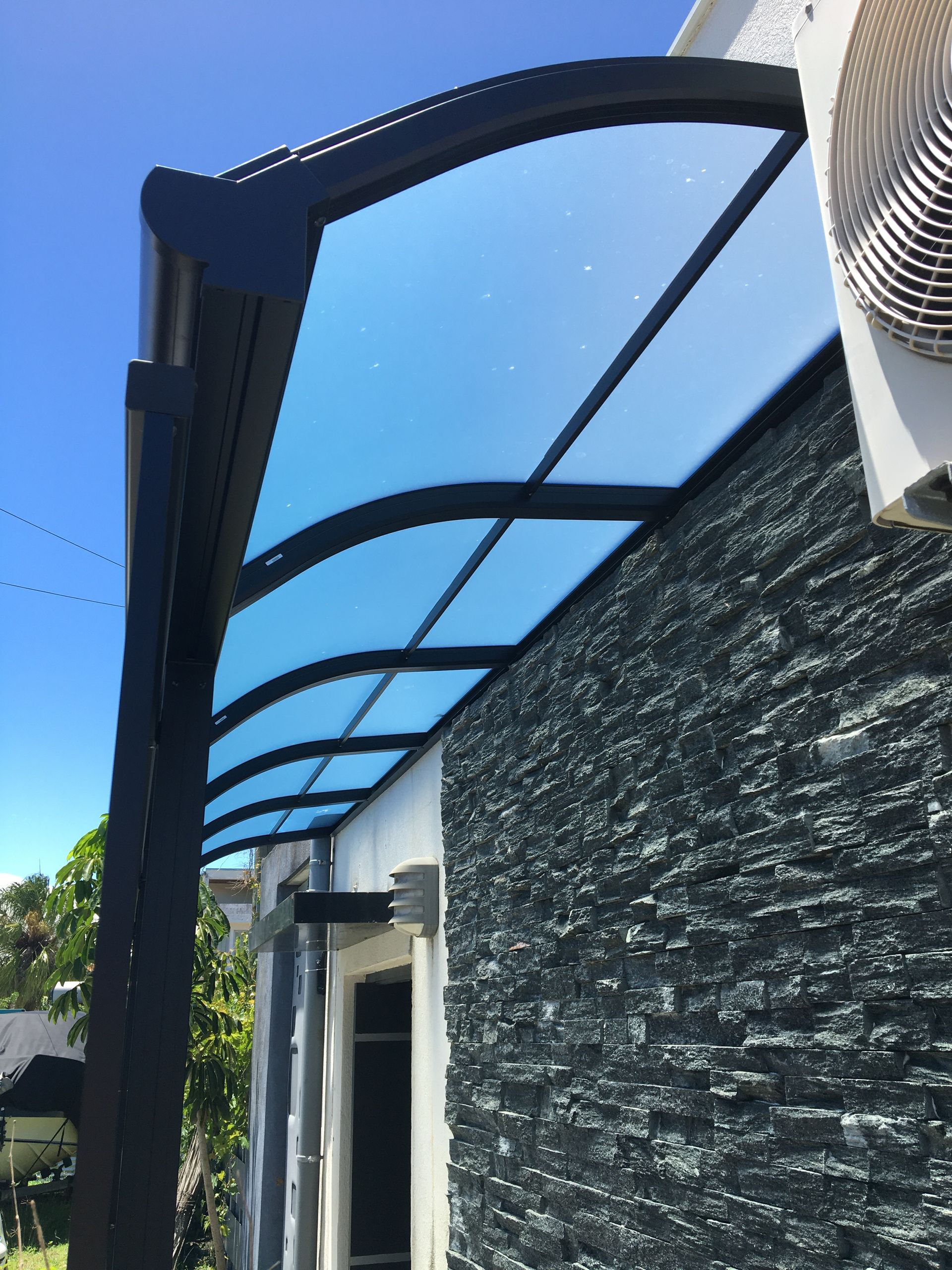 Pergola sur mesure à Nouméa
