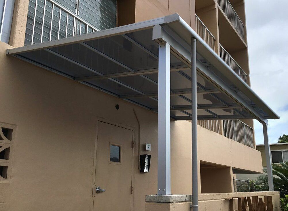 Pergola moderne pour terrasse à Nouméa
