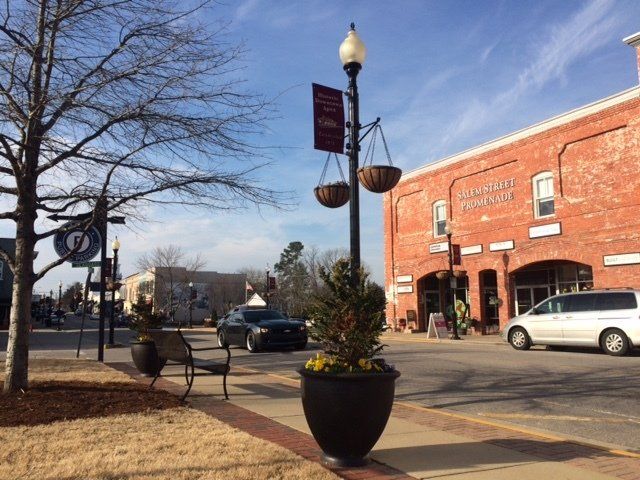 Apex Community Salem Street Promenade