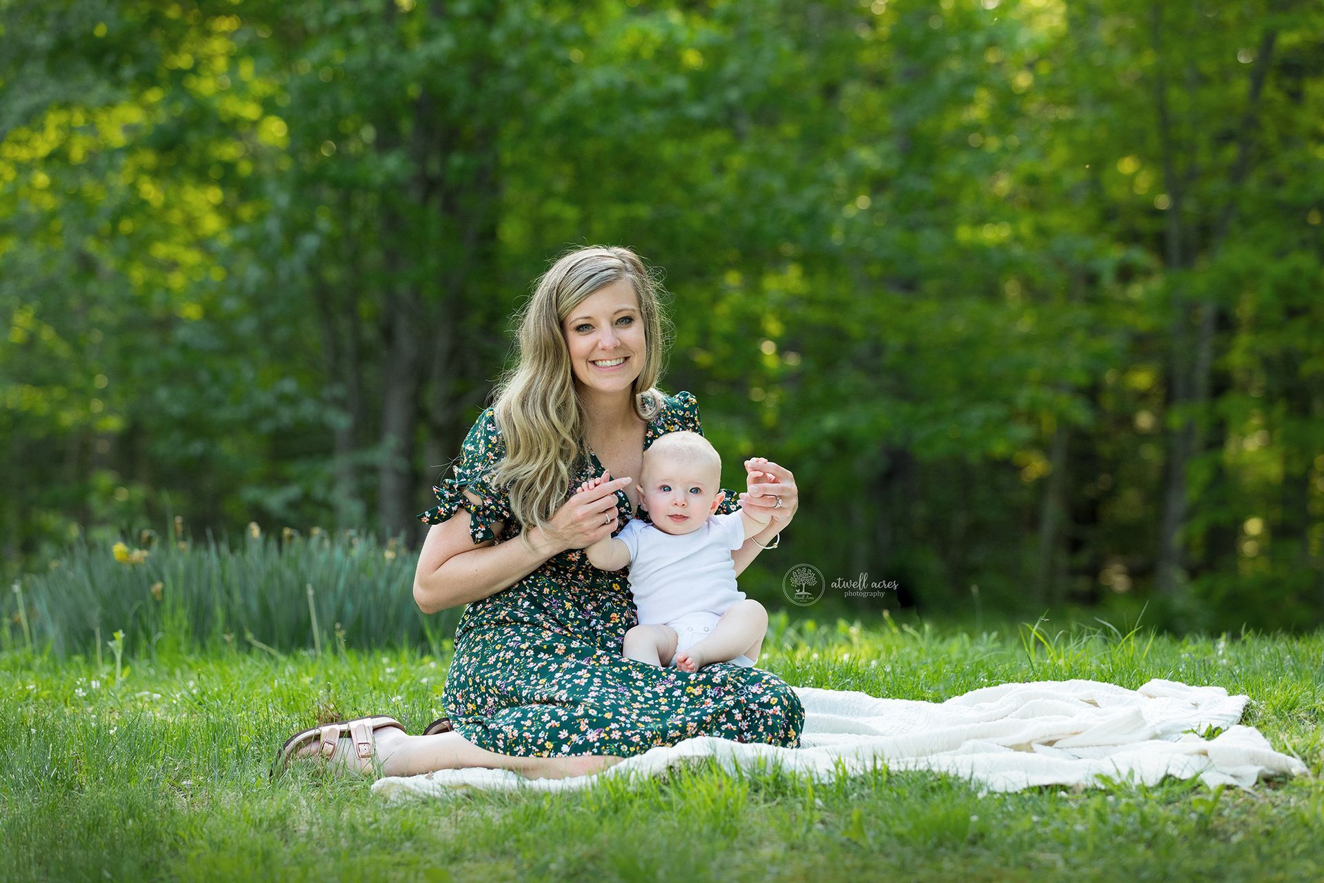 Family picture with everyone posing