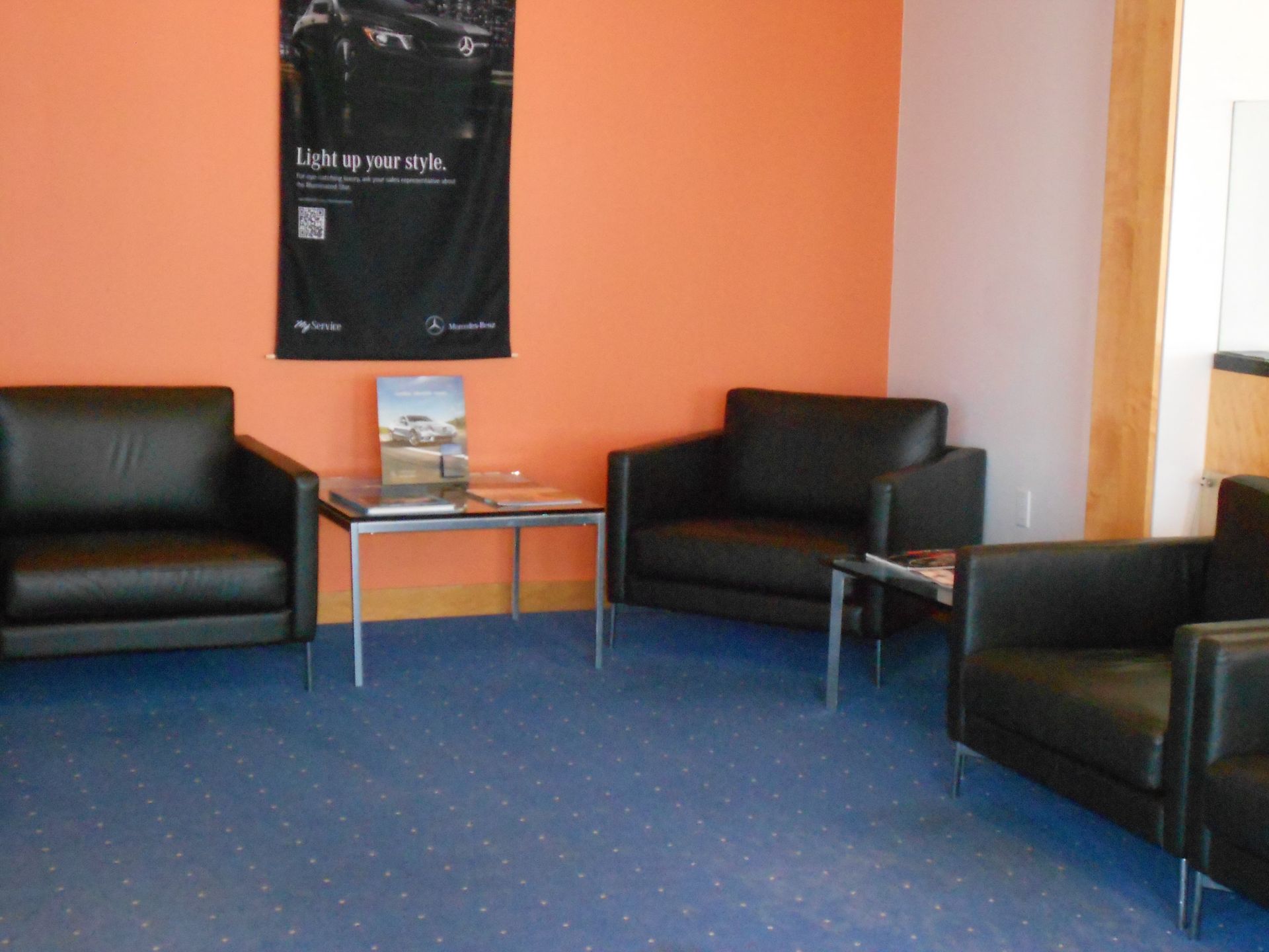 Carpet cleaning in a waiting room