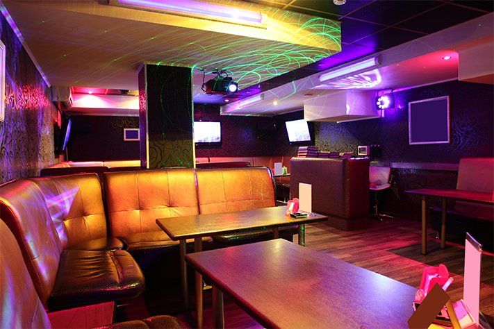 Night club cleaned by professional