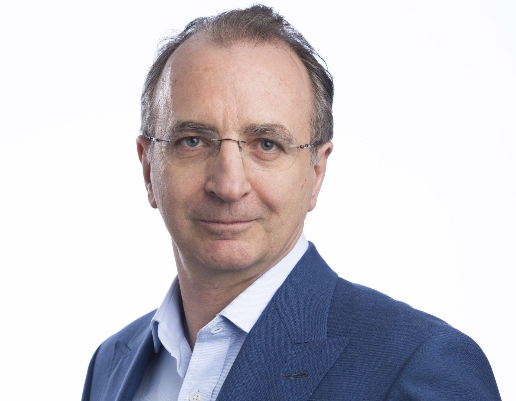 Steve Fawkes Headshot Photo