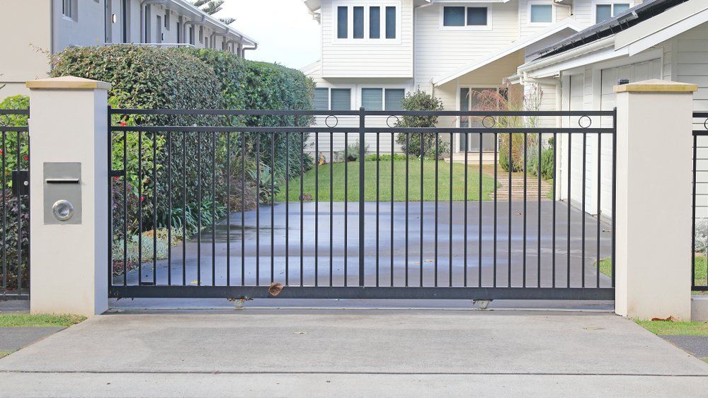 Metal Fencing Supplies | Fencing Contractors in Taree