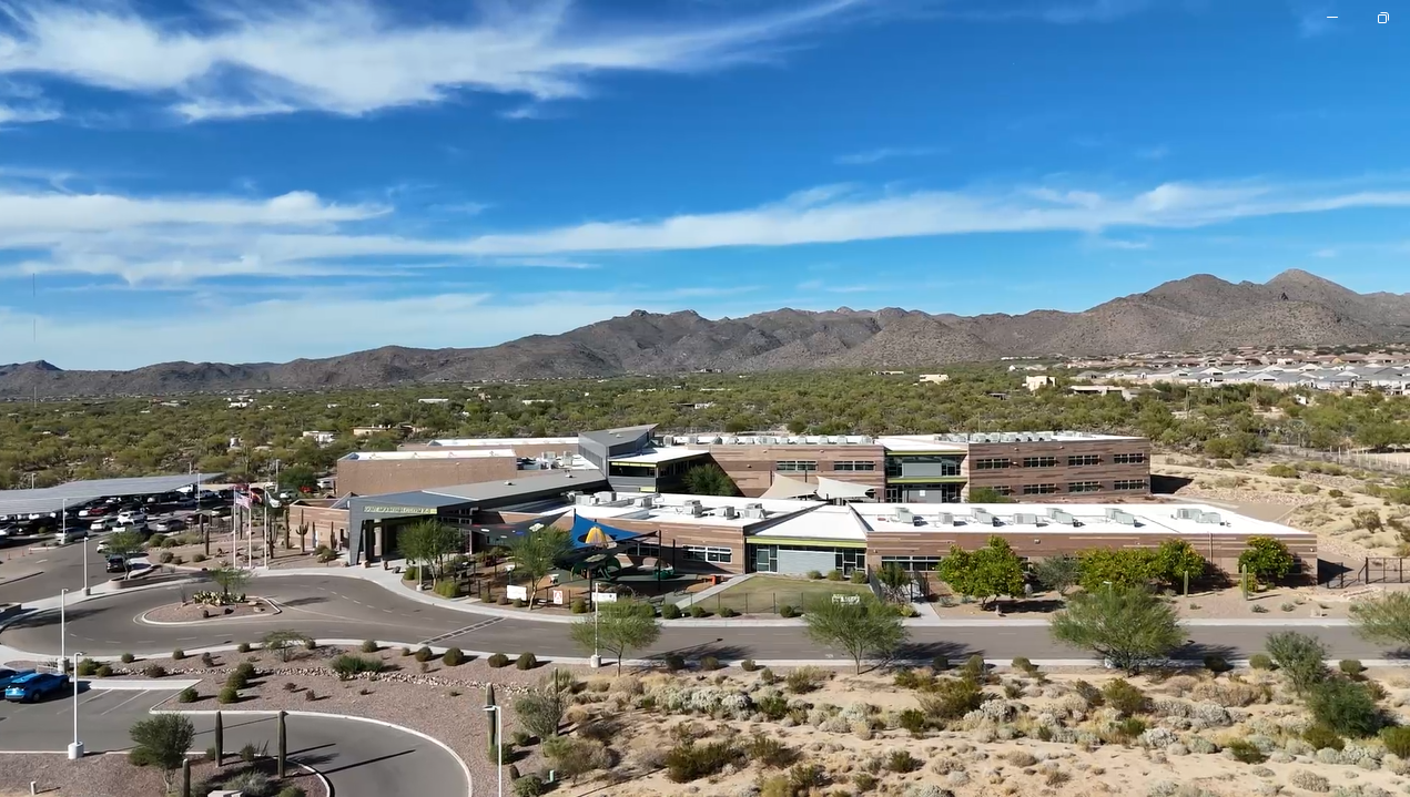 School with majestic mountain views in Marana, Tucson 