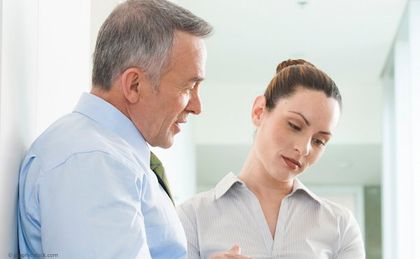 Mit Implantaten können herausnehmbare Teilprothesen vermieden werden.