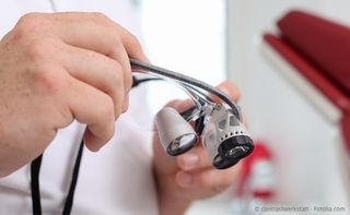 Lupenbrille für besserer Sicht und exakte Behandlungsergebnisse