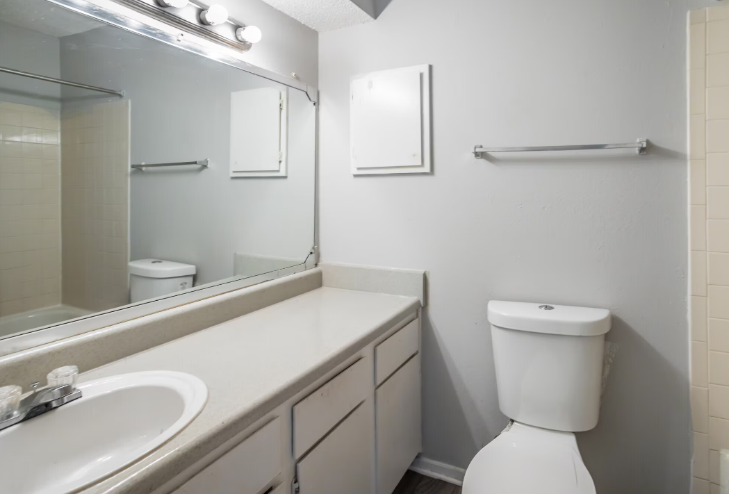 stonegate bathroom 1