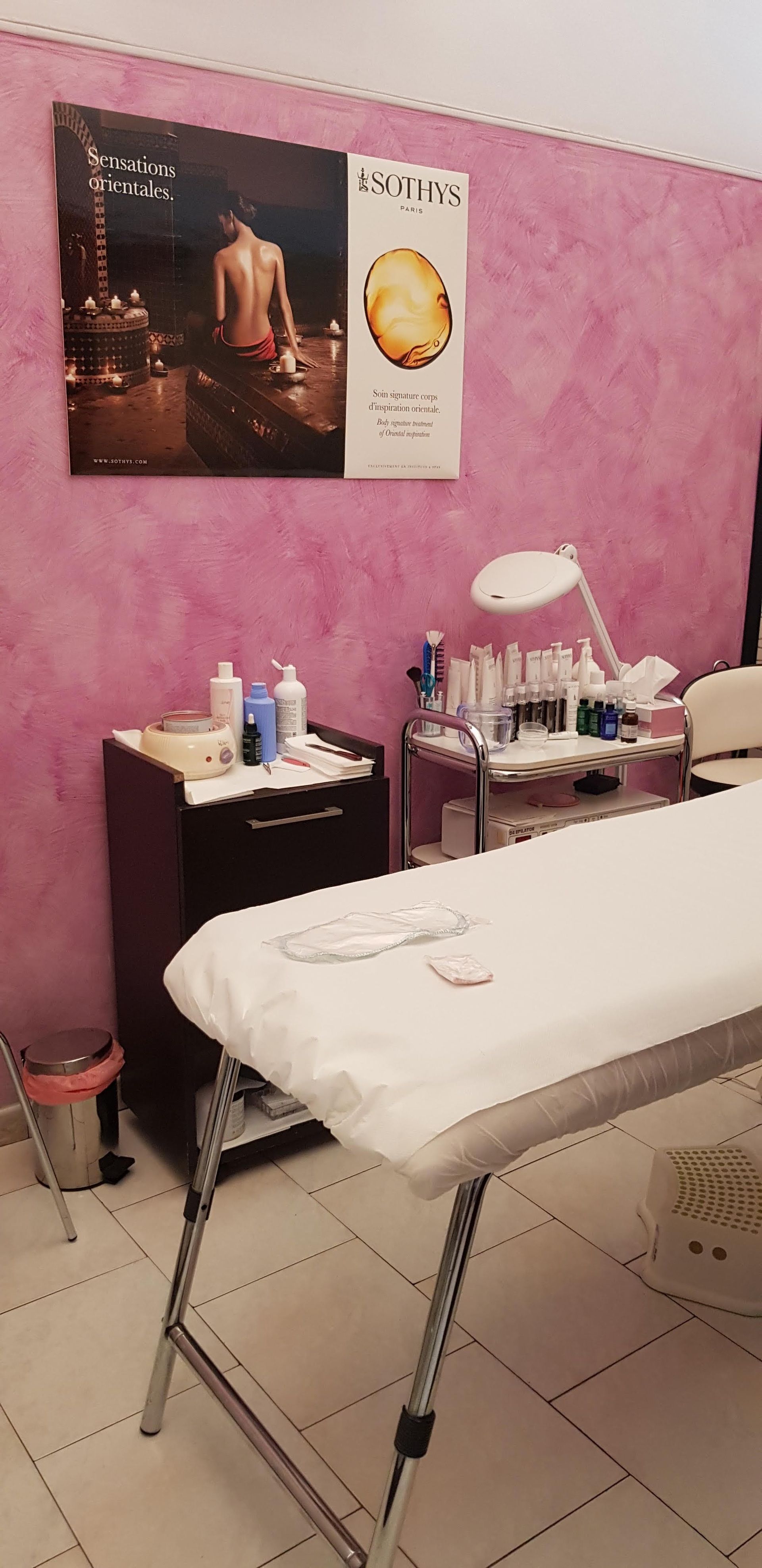 Cabina accogliente del centro estetico Estetica Ciclamini