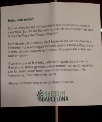 Proves del primer rètol d'enverdim Barcelona.
