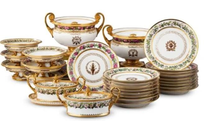 The Duchesse de Berry Sèvres porcelain composite table service, circa 1823 