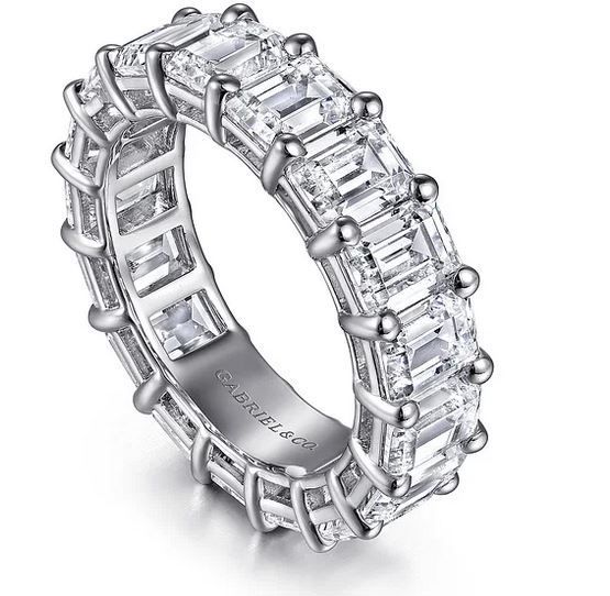  Evora - 14K White Gold Shared Prong Emerald Cut Diamond Eternity Band - 8.5 ct